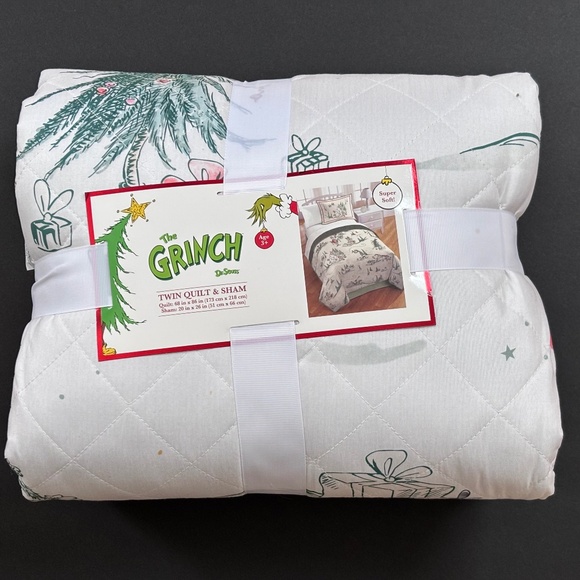Dr. Seuss The Grinch Kids Twin Bed Quilt & Sham Set Christmas Holiday NWT